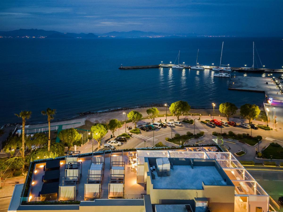 Kos Divine Hotel & Suites Luaran gambar