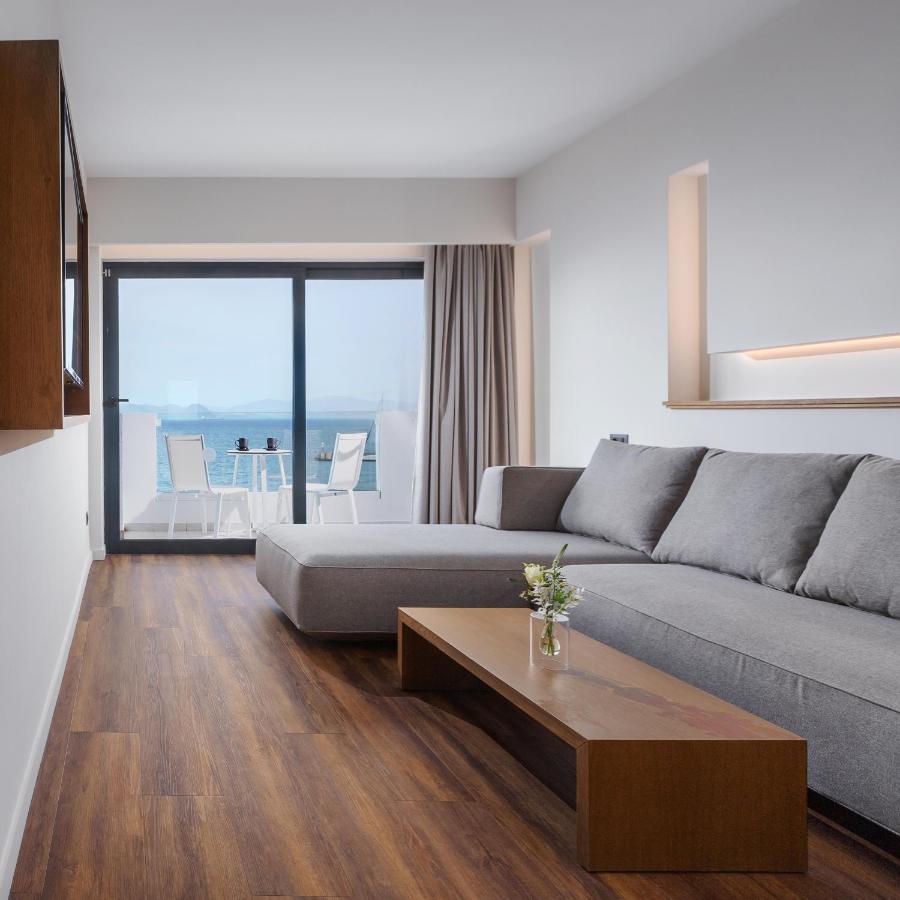 Kos Divine Hotel & Suites Luaran gambar